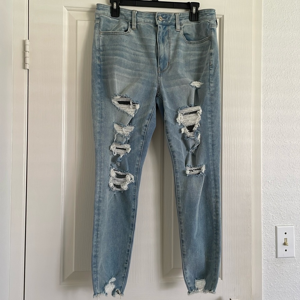 American Eagle Distressed Stretch Jeans